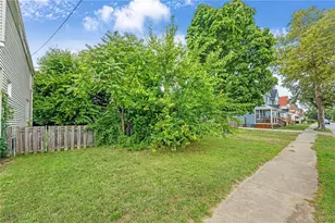 2256 E 85th St, Loveland, OH 44106 - Photo 1