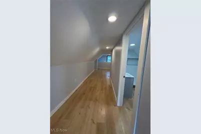 946 E 79th Street, Loveland, OH 44103 - Photo 20