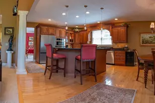 95 Nantucket Ct, Bratenahl, OH 44108 - Photo 6