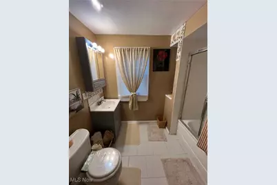 17806 Tarkington Avenue, Loveland, OH 44128 - Photo 8