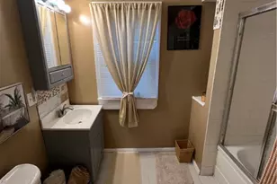 17806 Tarkington Ave, Loveland, OH 44128 - Photo 8