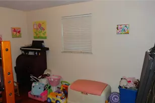 136 McHendry St, Weirton, WV 26062 - Photo 14