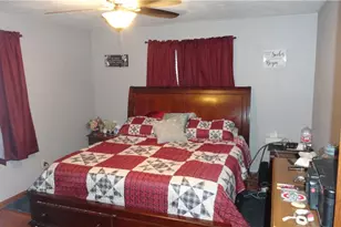 136 McHendry St, Weirton, WV 26062 - Photo 16