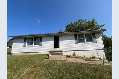 3845 Holbein Drive, Zanesville, OH 43701 - Photo 2