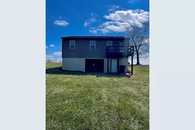 18010 Winterset Lane, Lore City, OH 43755 - Photo 4