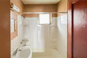 363 High St, Elyria, OH 44035 - Photo 14