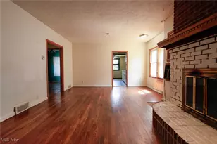 1126 18th St NE, Canton, OH 44705 - Photo 6