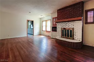 1126 18th St NE, Canton, OH 44705 - Photo 2