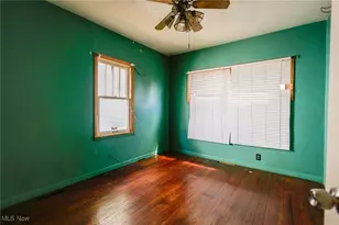 1126 18th St NE, Canton, OH 44705 - Photo 4