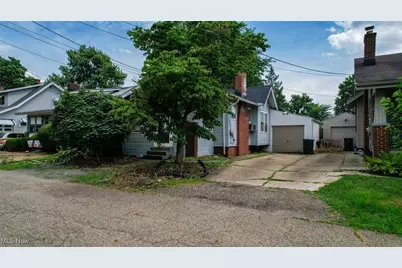 1126 18th Street NE, Canton, OH 44705 - Photo 20
