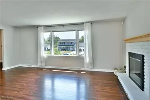 642 Oakridge Dr, Youngstown, OH 44512 - Photo 8