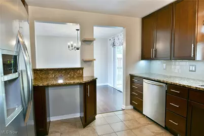 642 Oakridge Drive, Youngstown, OH 44512 - Photo 18