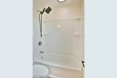 642 Oakridge Drive, Youngstown, OH 44512 - Photo 26