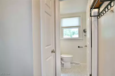 642 Oakridge Drive, Youngstown, OH 44512 - Photo 20