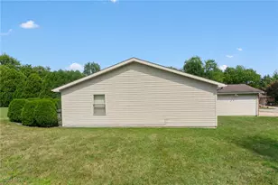 405 Orchard Dr, Leetonia, OH 44431 - Photo 22