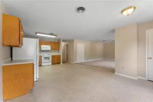 405 Orchard Dr, Leetonia, OH 44431 - Photo 8