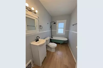 946 E 79th Street #2, Loveland, OH 44103 - Photo 8