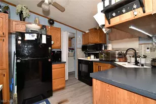 212 Gull Dr, Elyria, OH 44035 - Photo 10