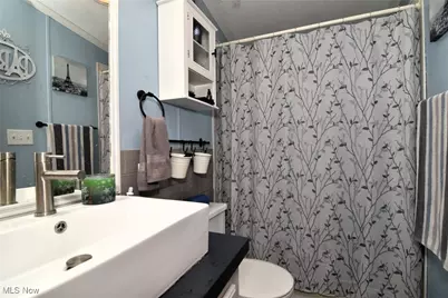 212 Gull Drive, Elyria, OH 44035 - Photo 24