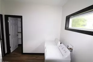 147 N Main St, Creston, OH 44217 - Photo 8