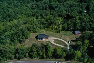 10084 Cadiz Rd, Cambridge, OH 43725 - Photo 8