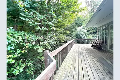 12386 Auburn Road, Chardon, OH 44024 - Photo 4