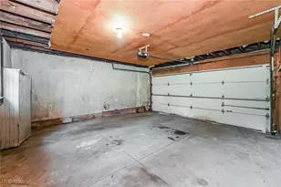 571 Crestview Ave, Akron, OH 44320 - Photo 22