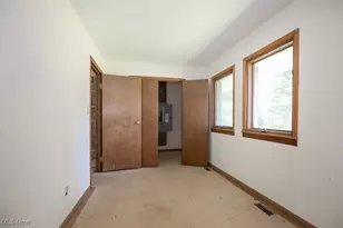 100 Hazel Dr, Northfield, OH 44067 - Photo 16