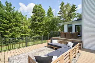 7754 Bainbridge Rd, Chagrin Falls, OH 44023 - Photo 28