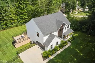 7754 Bainbridge Road, Chagrin Falls, OH 44023 - Photo 34