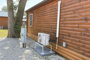 5919 Lake Rd W, Ashtabula, OH 44004 - Photo 4