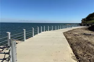 5919 Lake Rd W, Ashtabula, OH 44004 - Photo 32