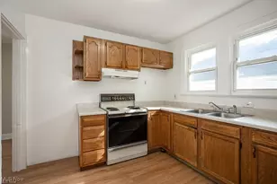 1258 Lily St, Akron, OH 44301 - Photo 14