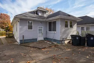 1258 Lily St, Akron, OH 44301 - Photo 2