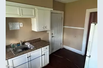 13207 Crennell Avenue, Loveland, OH 44105 - Photo 10