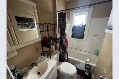 13207 Crennell Avenue, Loveland, OH 44105 - Photo 8