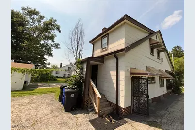 16016 S Lotus Drive, Loveland, OH 44128 - Photo 4