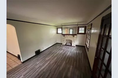 16016 S Lotus Drive, Loveland, OH 44128 - Photo 8