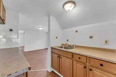 3571 W 69th Street #2/UP, Loveland, OH 44102 - Photo 8