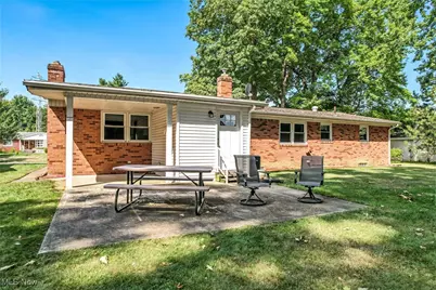 25 Lakeshore Drive, Struthers, OH 44471 - Photo 6