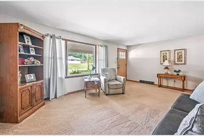 25 Lakeshore Drive, Struthers, OH 44471 - Photo 16