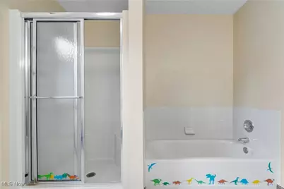 2317 Raintree Street NE, Canton, OH 44705 - Photo 24