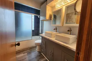 440 E 271st St, Euclid, OH 44132 - Photo 12