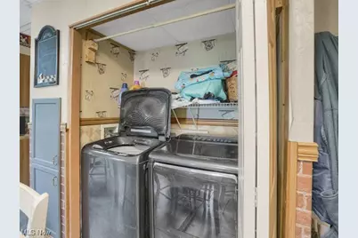 902 National Road, Bridgeport, OH 43912 - Photo 8