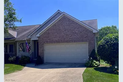 121 Oakley Green Drive, Elyria, OH 44035 - Photo 2