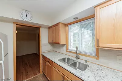 2207 Campus Road, Beachwood, OH 44122 - Photo 18