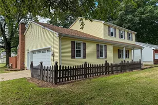 707 Oakridge Dr, Boardman, OH 44512 - Photo 2