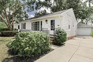 1590 Dennis Dr, Wickliffe, OH 44092 - Photo 2