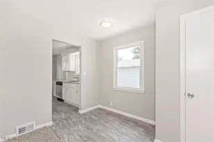 1590 Dennis Dr, Wickliffe, OH 44092 - Photo 14