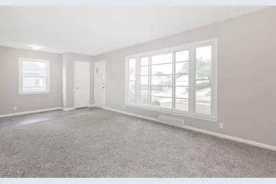 1590 Dennis Drive, Wickliffe, OH 44092 - Photo 16